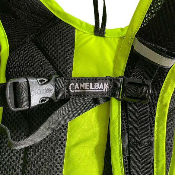 CamelBak Unisex Rogue Lightweight Hydration Backpack Running Water Bladder  2L - Picture 6 of 12